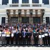 Representantes de los centros universitarios  cuyos programas fueron reconocidos